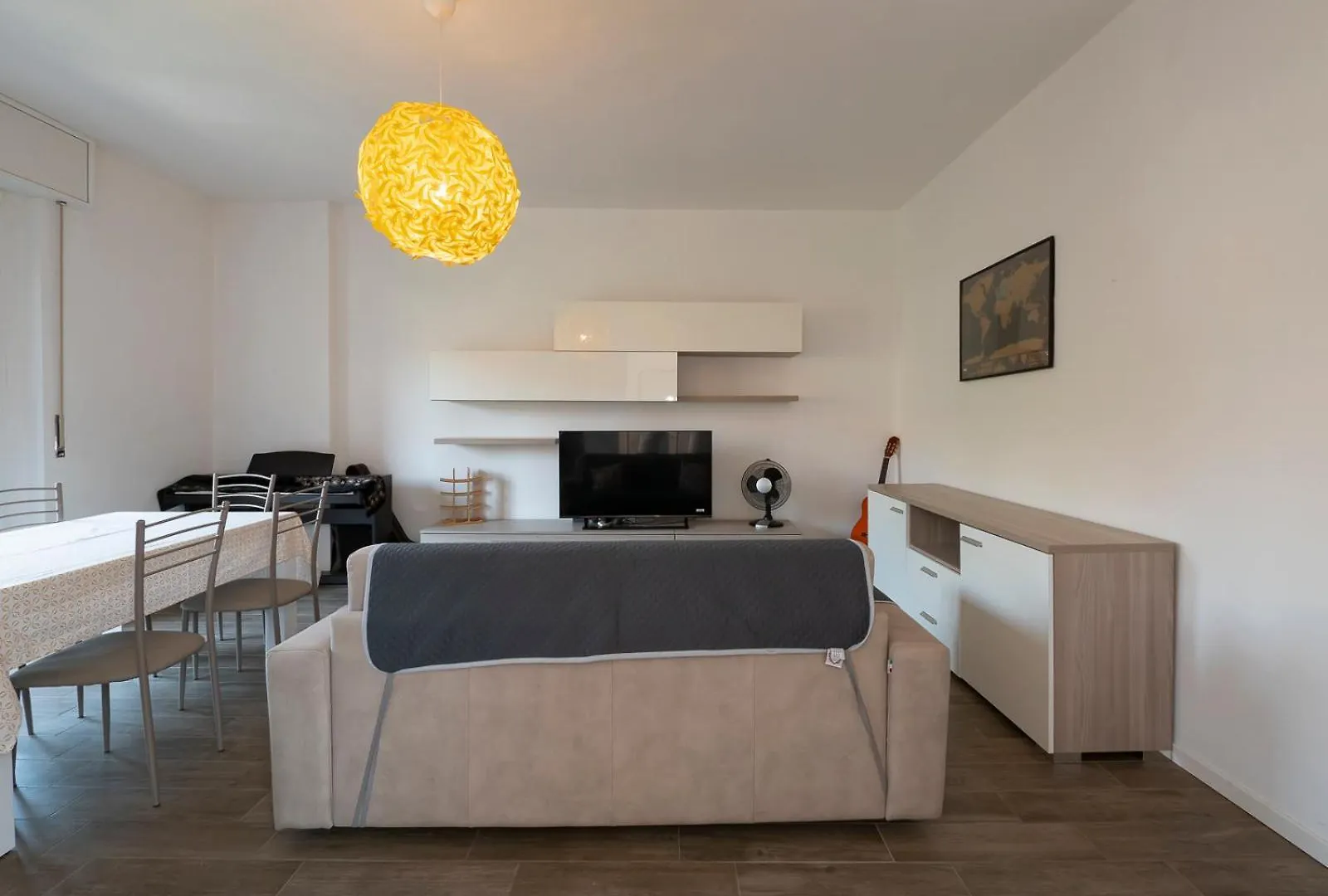 Apartment Raffinato Ed Elegante Bilocale - Lorenteggio Metropolitana M4 Milan Italy