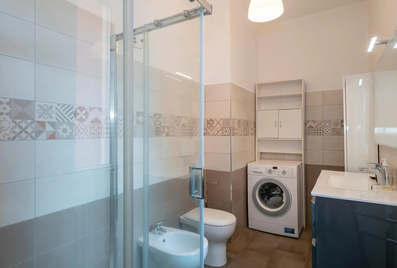 Apartment Raffinato Ed Elegante Bilocale - Lorenteggio Metropolitana M4 Milan